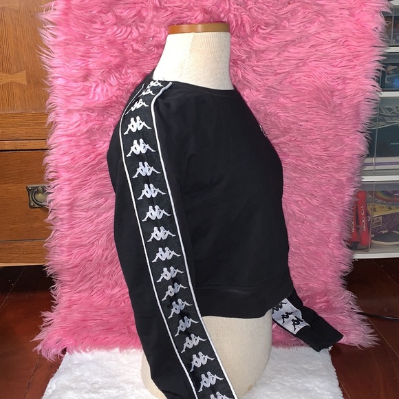 OTO 👀 KAPPA black cropped long sleeve. - Picture 3 of 5